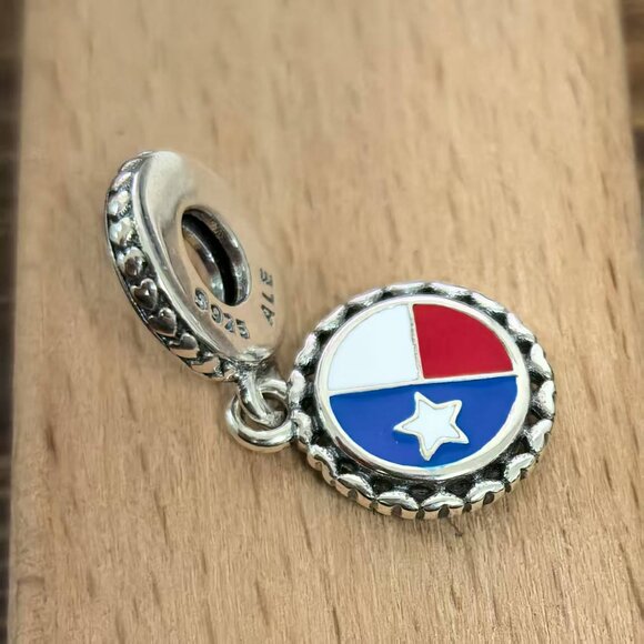 Pandora Texas Flag Exclusive Charm, S925 Silver Bracelets - Picture 3 of 4
